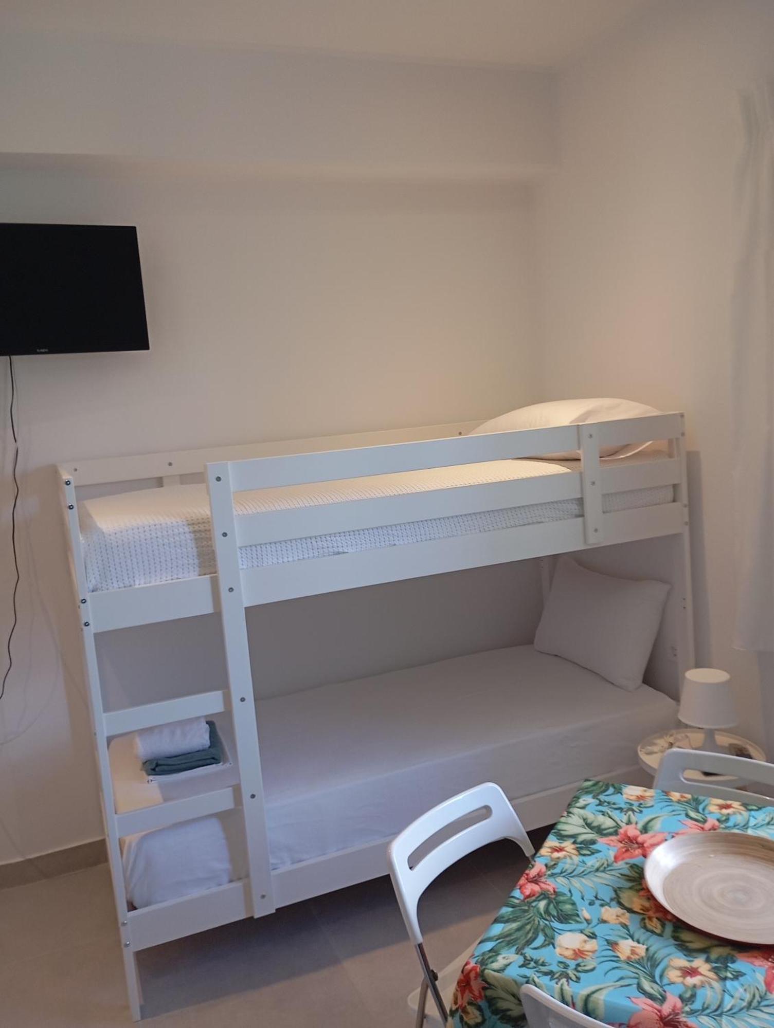 Anastasias Apartments Iria Luaran gambar