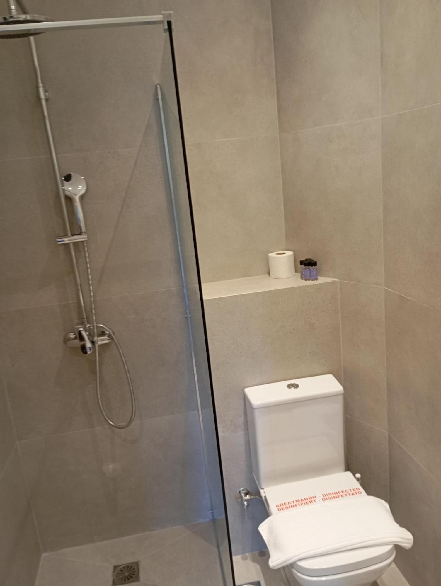 Anastasias Apartments Iria Luaran gambar