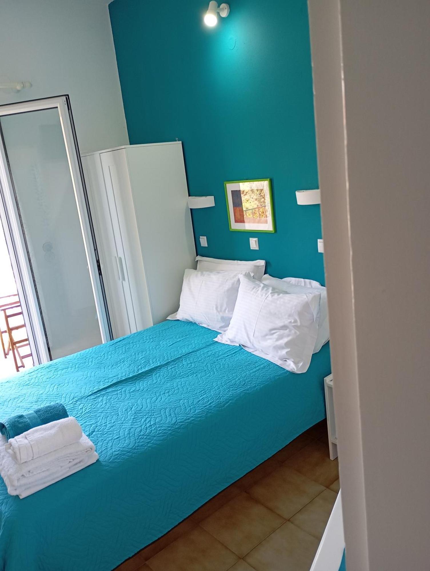 Anastasias Apartments Iria Luaran gambar