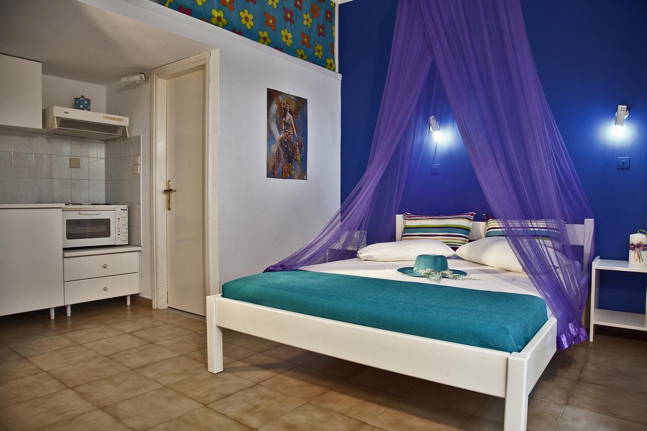Anastasias Apartments Iria Luaran gambar