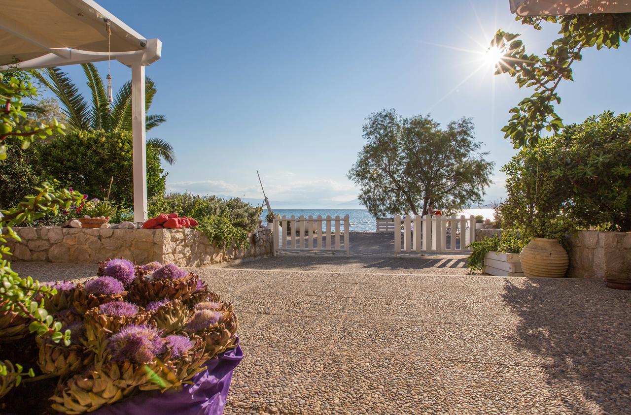 Anastasias Apartments Iria Luaran gambar