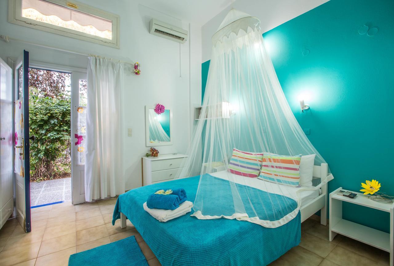 Anastasias Apartments Iria Luaran gambar